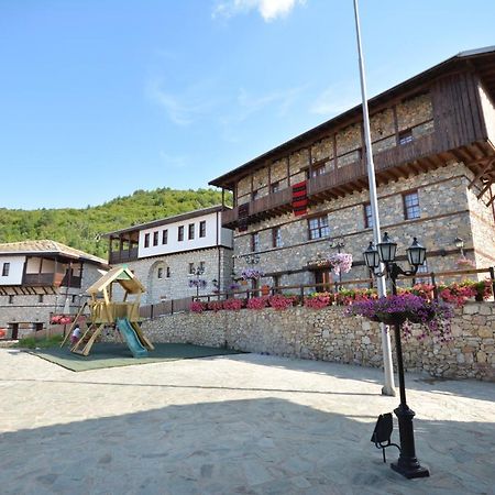 Macedonian Village Hotel & Resort Szkopje Kültér fotó