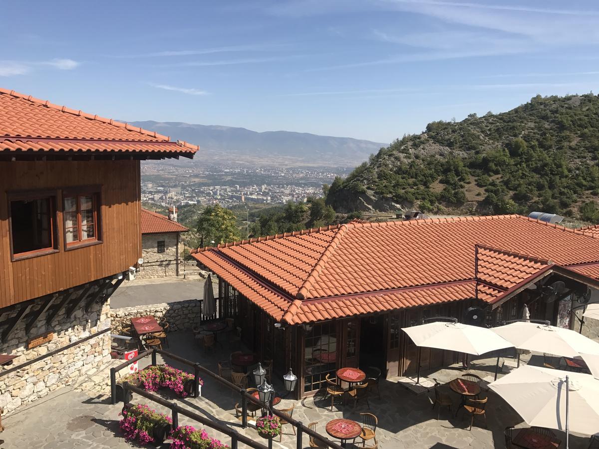 Macedonian Village Hotel & Resort Szkopje Kültér fotó