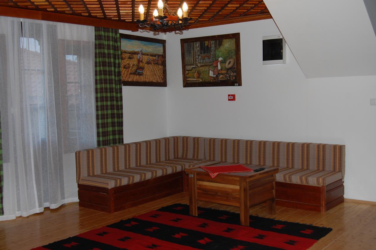 Macedonian Village Hotel & Resort Szkopje Kültér fotó